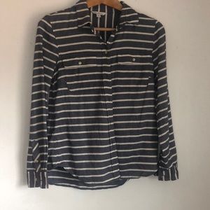 LL Bean Signature button up 6